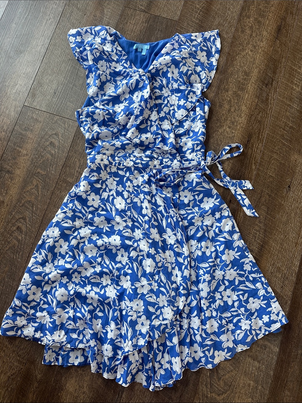 Draper James Blue and White Floral Wrap Dress - Picture 14 of 16